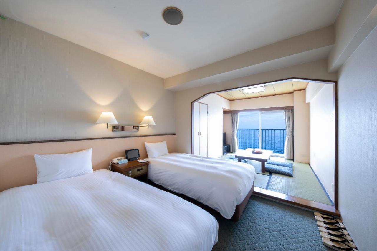 Hotel Resorpia Atami Екстериор снимка